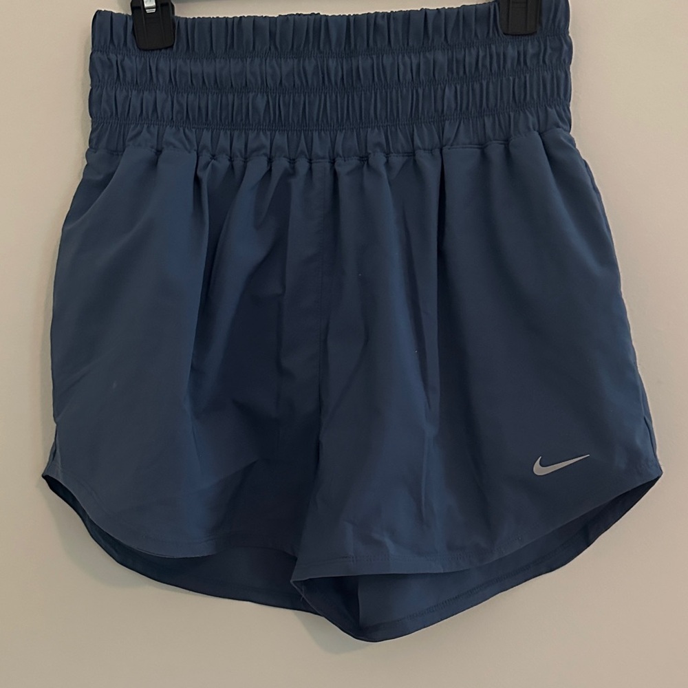 Nike Women's Deep Blue Athletic Shorts size medium